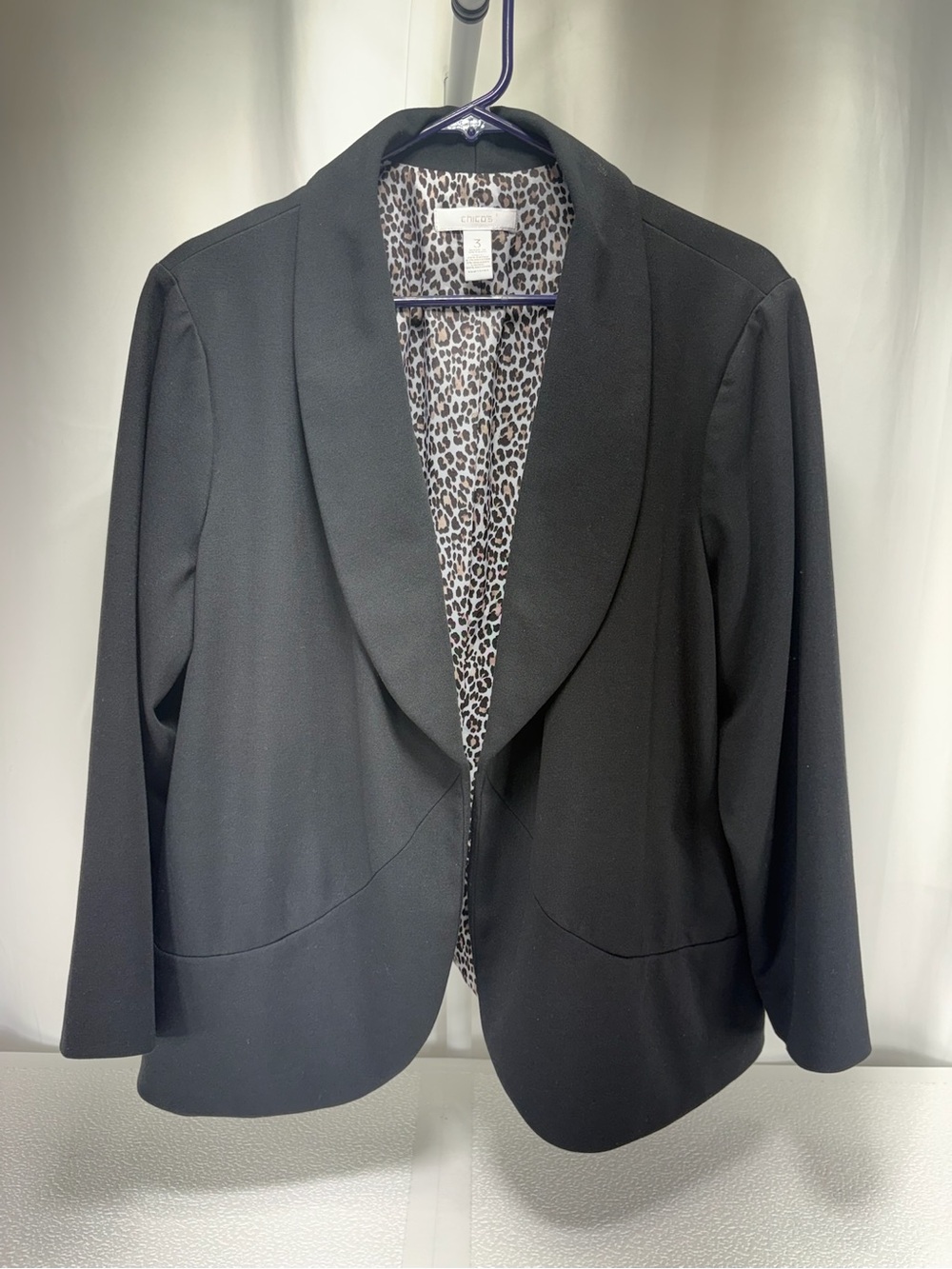 Chico's Black Blazer with Leopard-Print Lining 4660